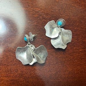 Silver turquoise earrings